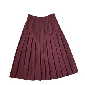 Elegant Burgundy Pleated Skirt